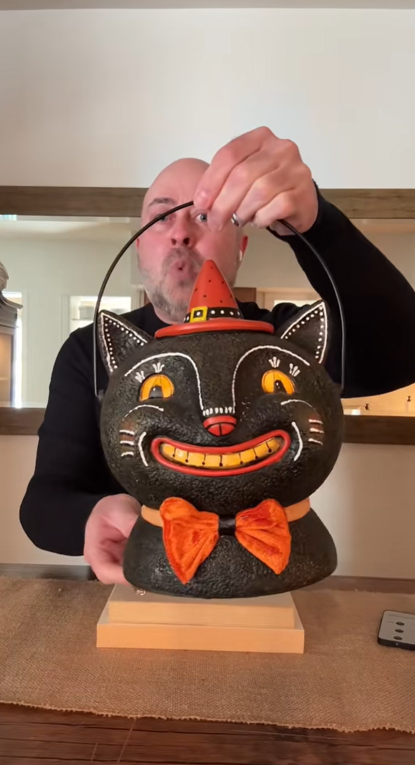 ⏰Prepare for Halloween👻🎃Cozy Cottage by Liz Marie Halloween Cat Lantern 👻🎃Halloween candy bucket clothing home decor accessories🎃M8