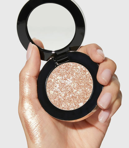 Luhaka®   🎨💫 Multicolor Metallic Eyeshadow – Buildable. shimmering metallic eyeshadow