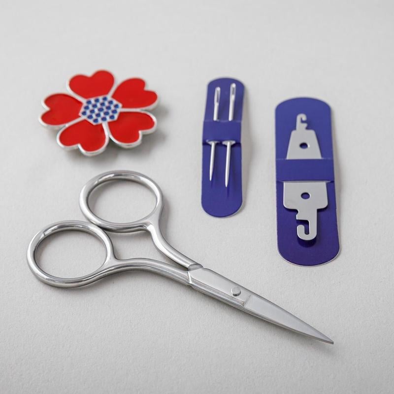 Cilifer®🔥Last Day 49% OFF - 🎨🧵Red. White & Bloom Embroidery Kit✨