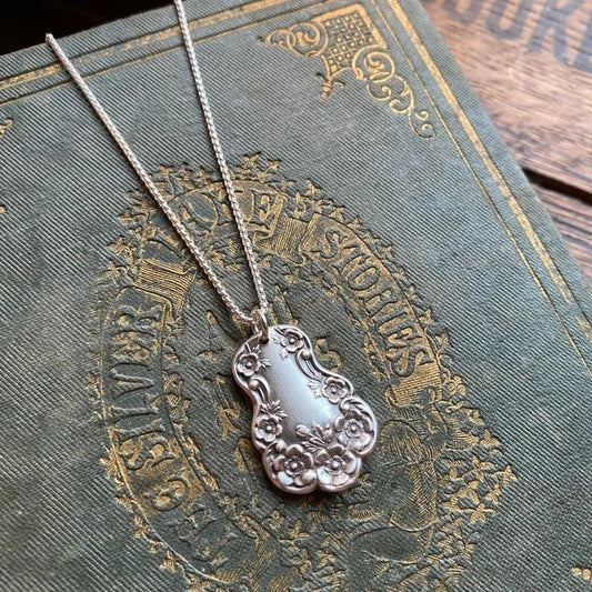 CZTICLE®🔥LAST DAY 60% OFF✨Handmade Sterling Spoon Necklace -Handmade Sterling Spoon Necklace Crafted from Authentic Vintage Silverware