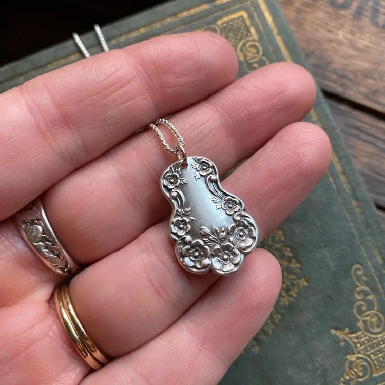 CZTICLE®🔥LAST DAY 60% OFF✨Handmade Sterling Spoon Necklace -Handmade Sterling Spoon Necklace Crafted from Authentic Vintage Silverware